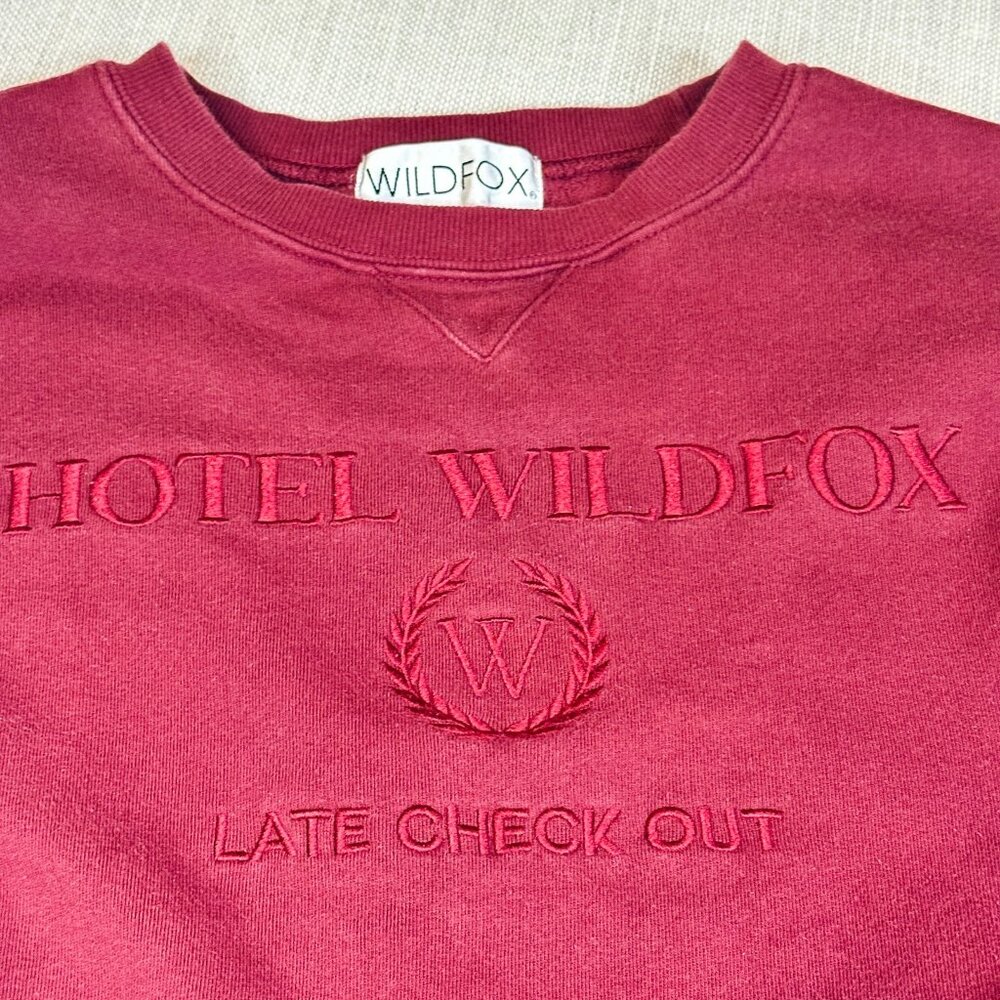 Hotel Wildfox Burgundy Lounge Set - Cozy Sweatshirt & Joggers Sweatpants Medium - Picture 2 of 7
